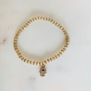 Clear Quartz crystal Hamsa stretch bracelet 😍